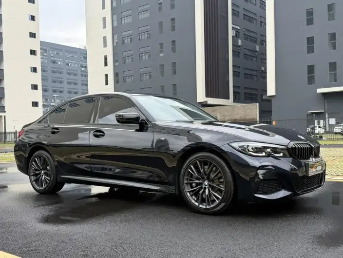 BMW 3 Series 2022 Model Facelift 330i M Sports Night Set