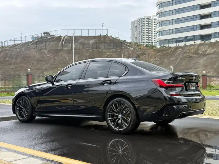 BMW 3 Series 2022 Model Facelift 330i M Sports Night Set