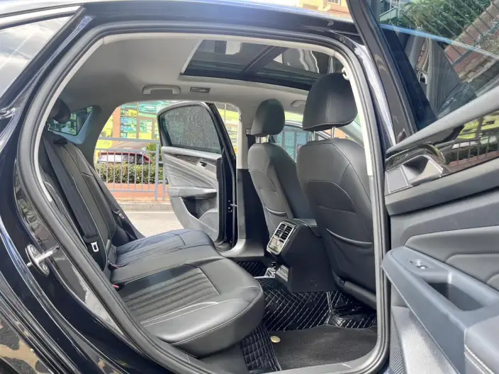 Volkswagen Passat 2022 Model 330TSI Starry sky Elite Edition – фото 7