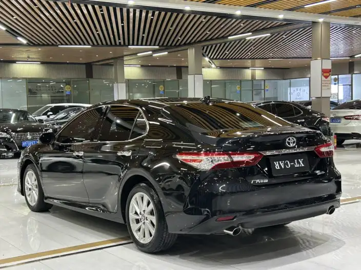 Toyota Camry 2021 Model 2.0G Deluxe Edition – фото 4