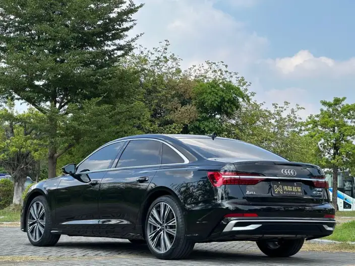 Audi A6L 2024 Model 45 TFSI quattro Exclusive Dynamic Model
