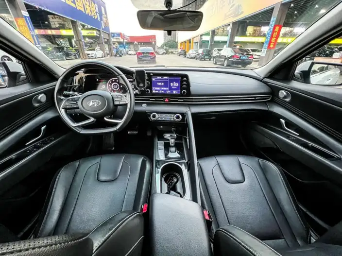 Hyundai Ioniq 2021 Model 1.5L CVT GLX Elite Edition – фото 10