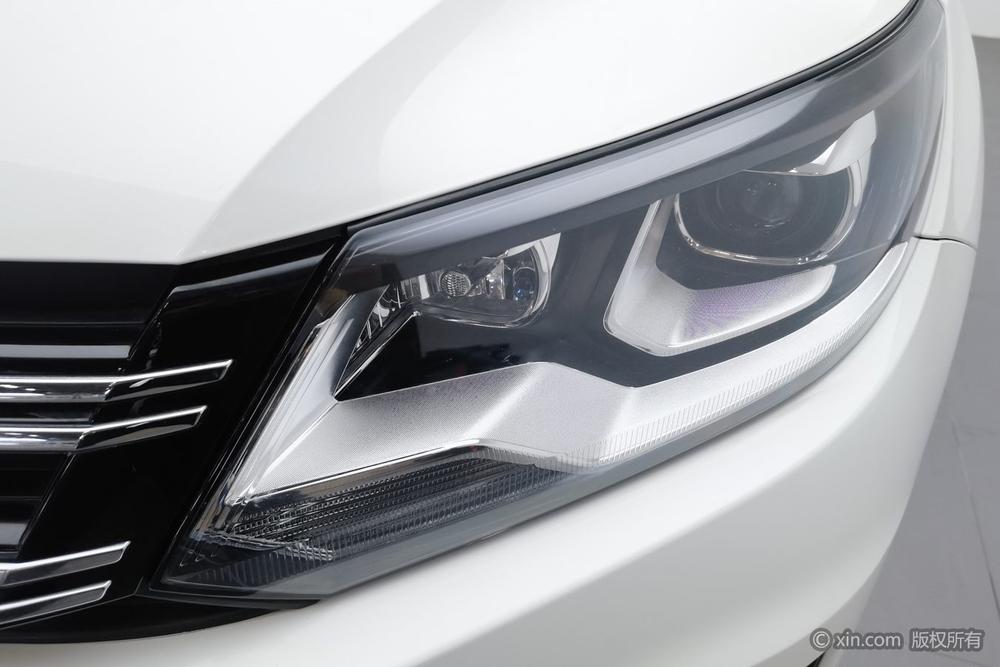 Volkswagen Tiguan 2017 300TSI Automatic 2WD Silk Road Comfort – фото 7