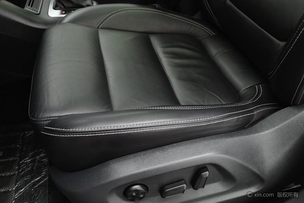 Volkswagen Tiguan 2017 300TSI Automatic 2WD Silk Road Comfort – фото 19