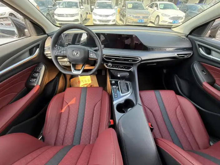 Changan Eado 2022 Model PLUS Blue whale NE 1.4T GDI DCT Noble Model – фото 6