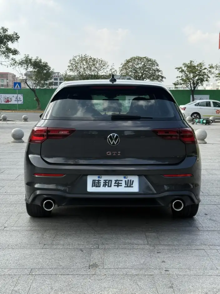 Volkswagen Golf GTI 2023 Model 380TSI DSG GTI – фото 5