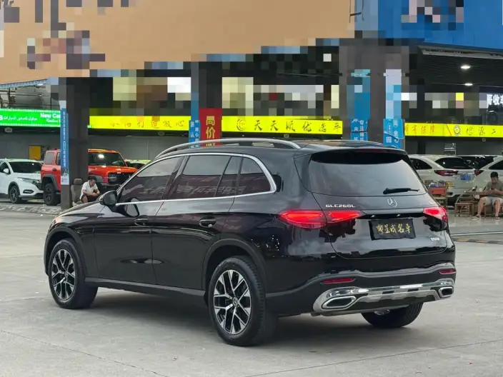 Mercedes-Benz GLC 2026 Model GLC 260 L 4MATIC Classic Edition 5 seat – фото 3