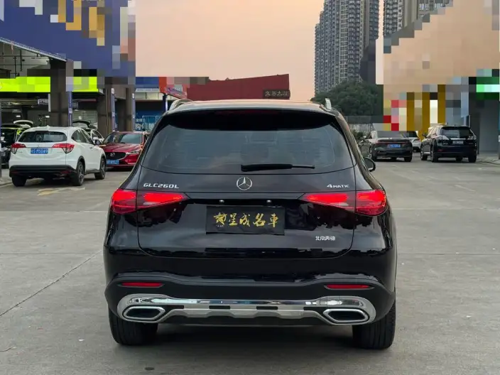 Mercedes-Benz GLC 2026 Model GLC 260 L 4MATIC Classic Edition 5 seat – фото 4