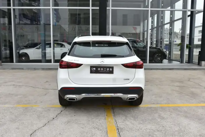 Mercedes-Benz GLA 2024 Model GLA 200 – фото 5