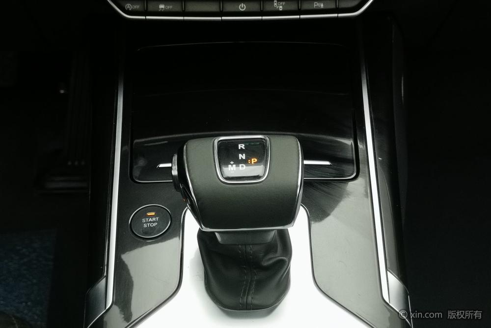 Hongqi HS5 2019 2.0T Smart Connect Flag Enjoy – фото 15