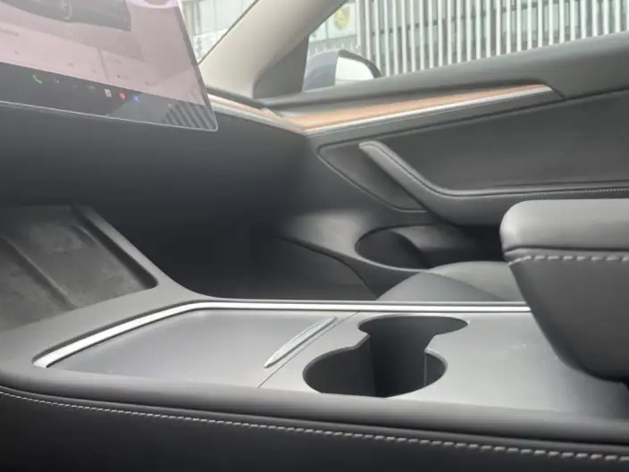 Model 3 2022 Model Performance High performance All-wheel drive version – фото 8