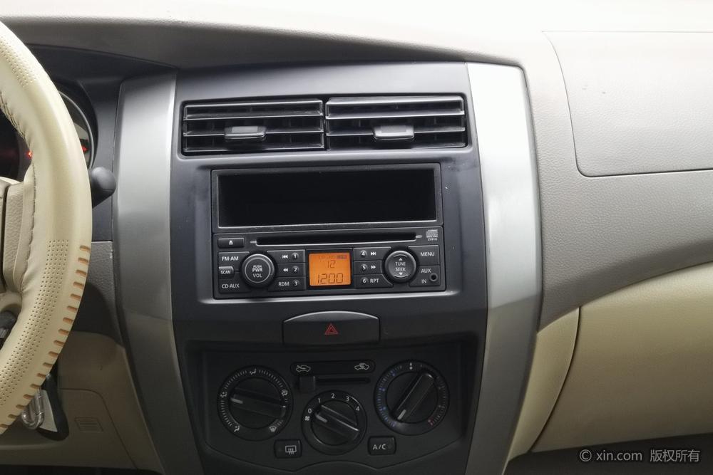 Livina 2010 модификация Jinyue Edition 1.6L автоматическое Quan энергия тип – фото 12