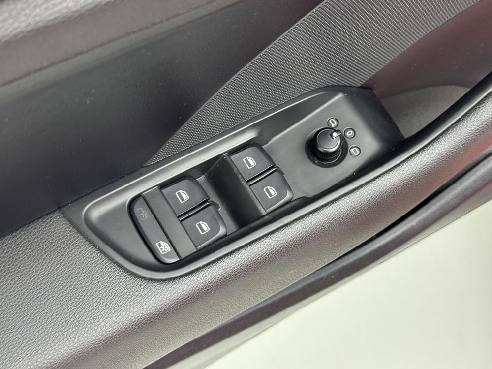 Audi A3 2016 Limousine 35 TFSI Elite – фото 27
