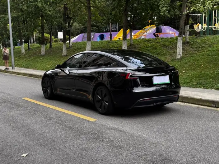 Model 3 2025 Model Rear-wheel drive version – фото 5