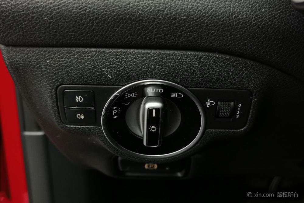 Mercedes-Benz GLA 2016 GLA 200 Dynamic – фото 16