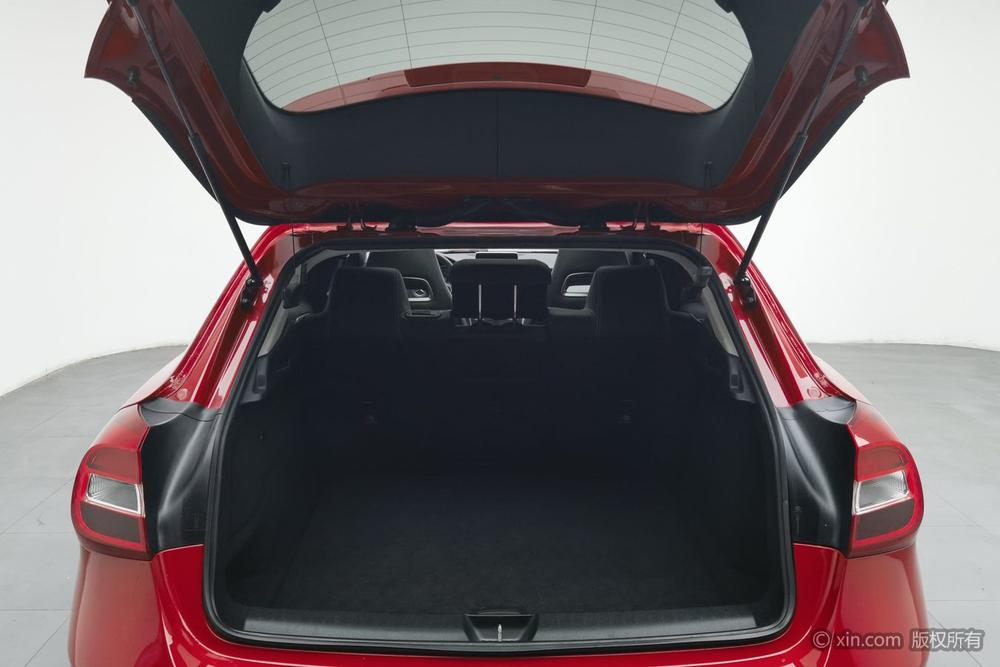 Mercedes-Benz GLA 2016 GLA 200 Dynamic – фото 23