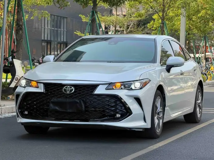 Toyota Avalon 2019 Model 2.0L Deluxe Edition China VI