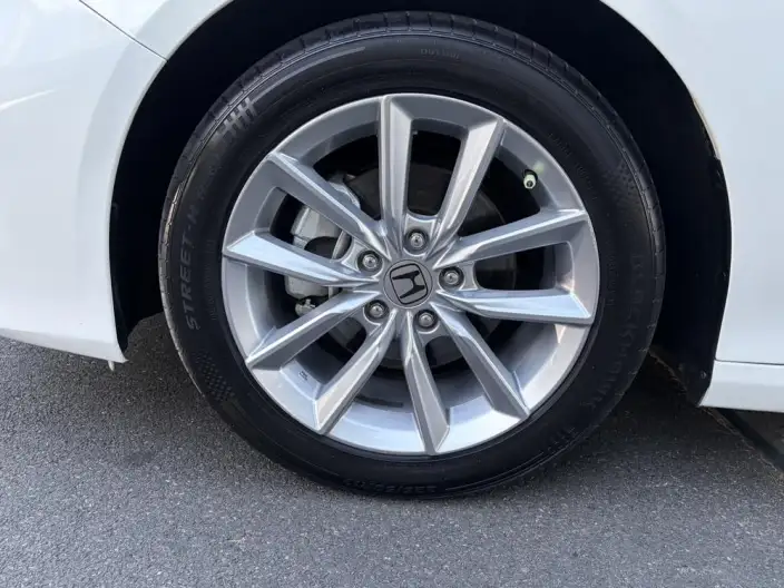 Honda Accord 2022 Model 260TURBO Deluxe Edition – фото 7