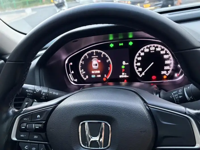 Honda Accord 2022 Model 260TURBO Deluxe Edition – фото 9