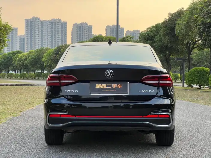 Volkswagen Lavida 2023 Model 1.5L Automatic Manyi Edition – фото 6
