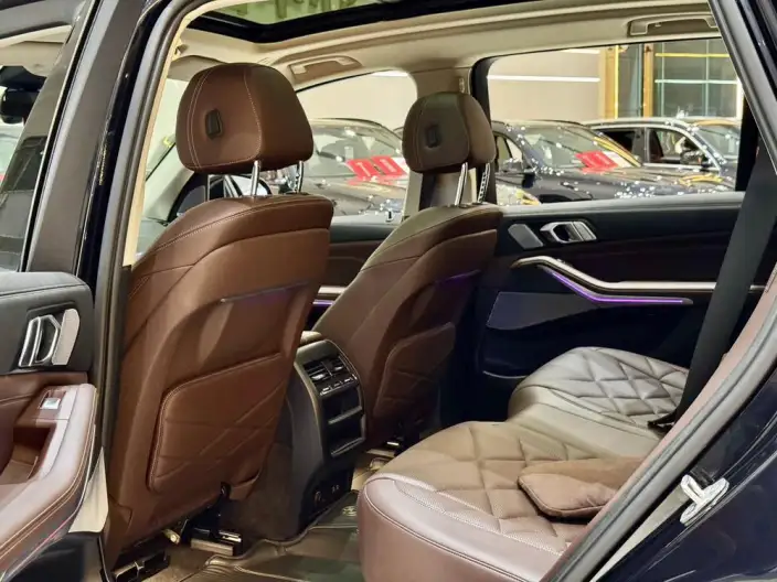 BMW X5 2022 Model xDrive 30Li Exclusive Model M Sports Set – фото 10