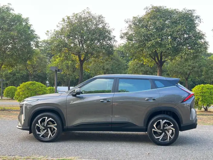 Geely Boyue 2024 Model 1.5TD Smart Connect +