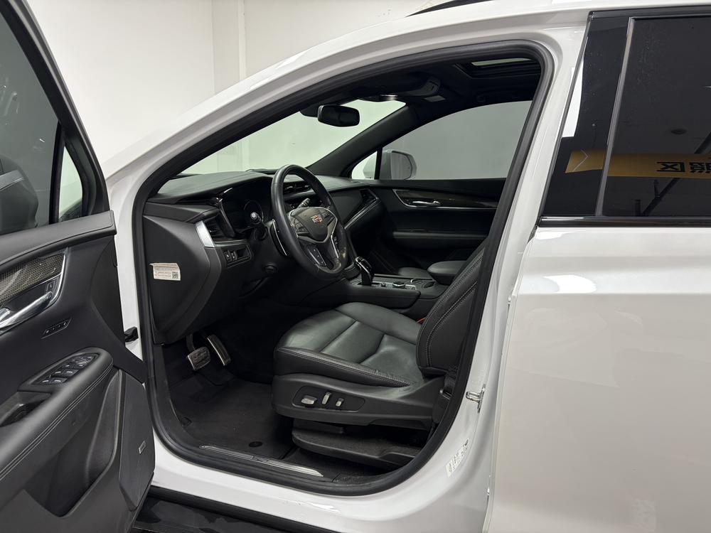Cadillac XT5 2022 2.0T 4WD Luxury Hummingbird Edition – фото 17