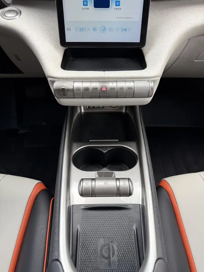 BYD Dolphin 2021 Model Fashion Edition – фото 10