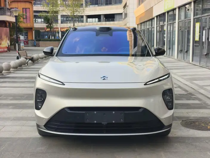 NIO ES8 2023 Model 75kWh