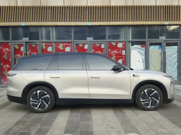 NIO ES8 2023 Model 75kWh – фото 8