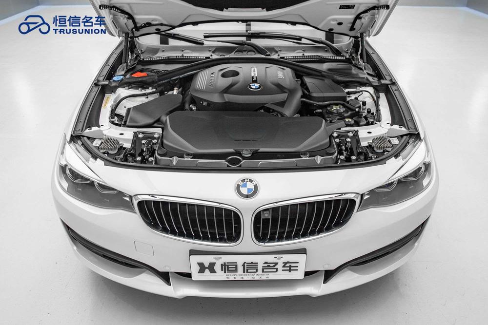 BMW 3 Series GT 2018 320i Fashion – фото 8