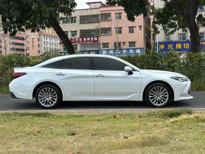 Toyota Avalon 2024 Model Intelligent Hybrid 2.0L E-CVT Premium Edition – фото 8