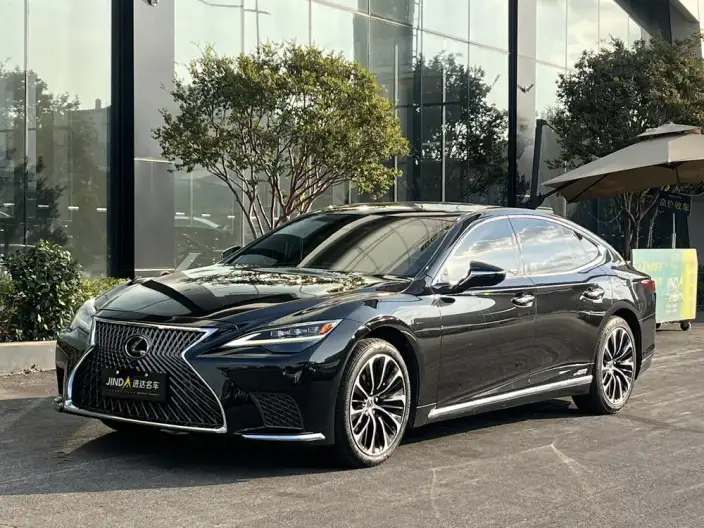 Lexus LS 2021 Model 500h Superior Edition