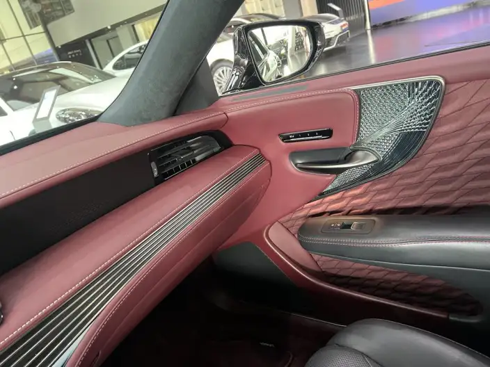 Lexus LS 2021 Model 500h Superior Edition – фото 7
