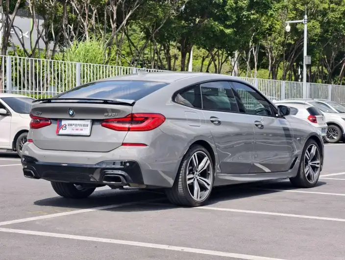 BMW 6 Series GT 2021 Model 630i M Sports Set – фото 6