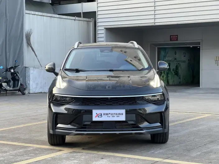 Lynk & Co 01 2023 Model 2.0TD 2WD Model Pro