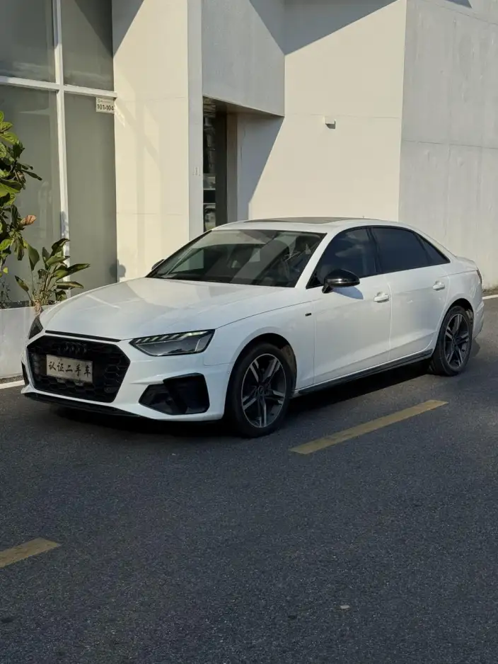 Audi A4 L 2023 Model 40 TFSI Luxury Dynamic Model