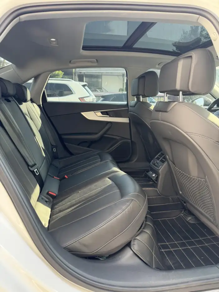 Audi A4 L 2023 Model 40 TFSI Luxury Dynamic Model – фото 8