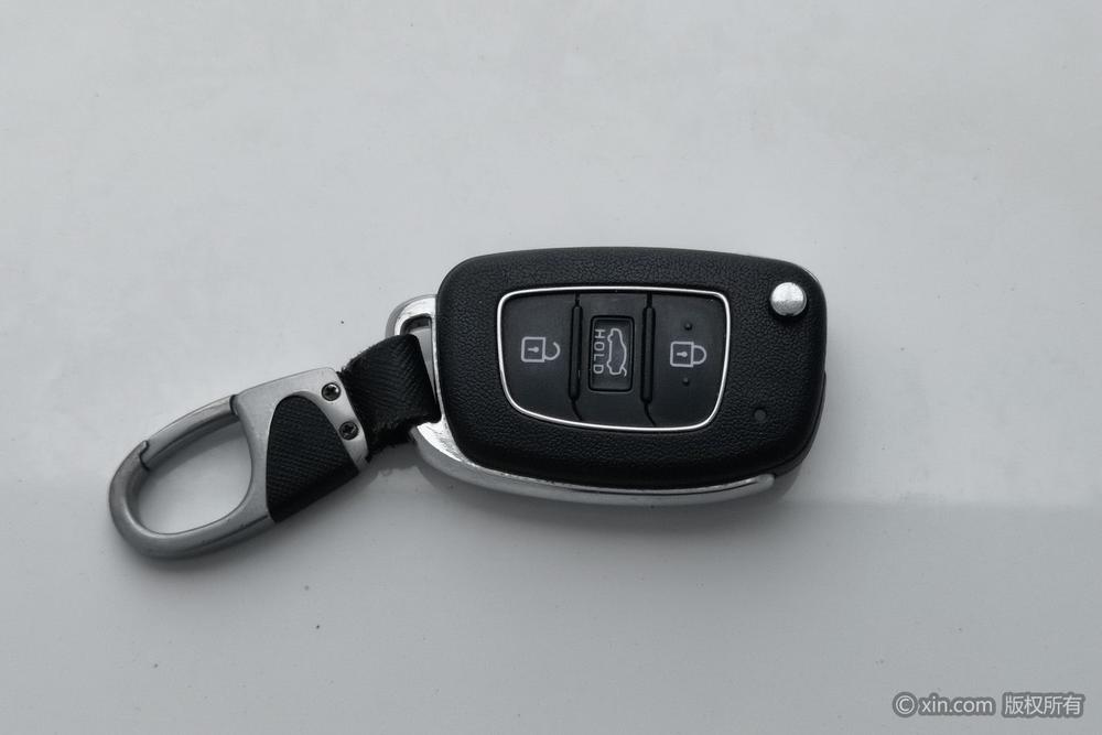 Verna Yuena 2016 модификация 1.4L Manual Hyun Cool Edition GLS National V – фото 6