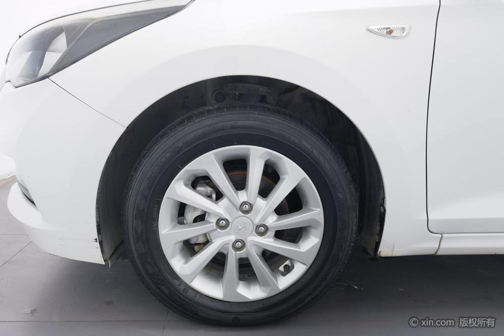 Verna Yuena 2016 модификация 1.4L Manual Hyun Cool Edition GLS National V – фото 8