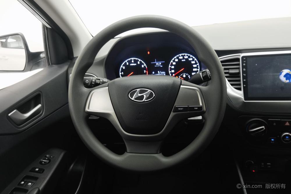 Verna Yuena 2016 модификация 1.4L Manual Hyun Cool Edition GLS National V – фото 15
