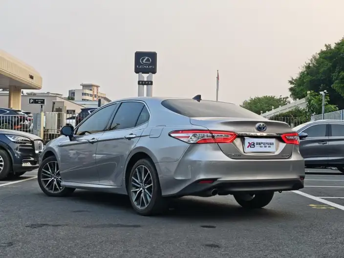 Toyota Camry 2021 Model Hybrid 2.5HG Deluxe Edition – фото 5