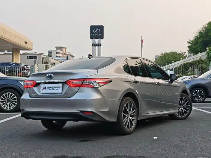 Toyota Camry 2021 Model Hybrid 2.5HG Deluxe Edition – фото 7