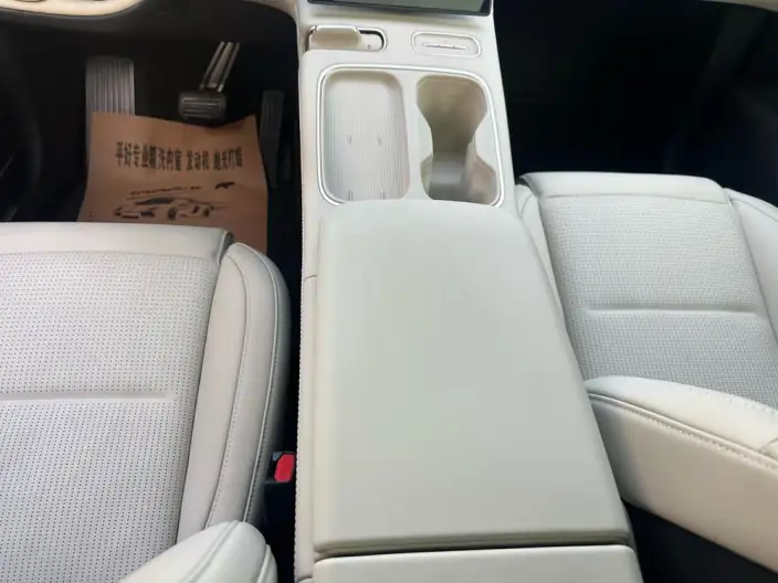 NIO ES6 2024 Model 75kWh – фото 10