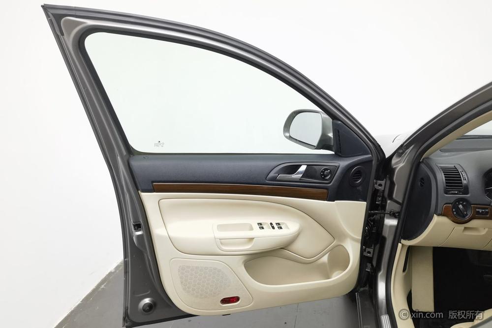 Skoda Octavia 2013 модификация 1.4TSI DSG Yi элегантный Edition – фото 21
