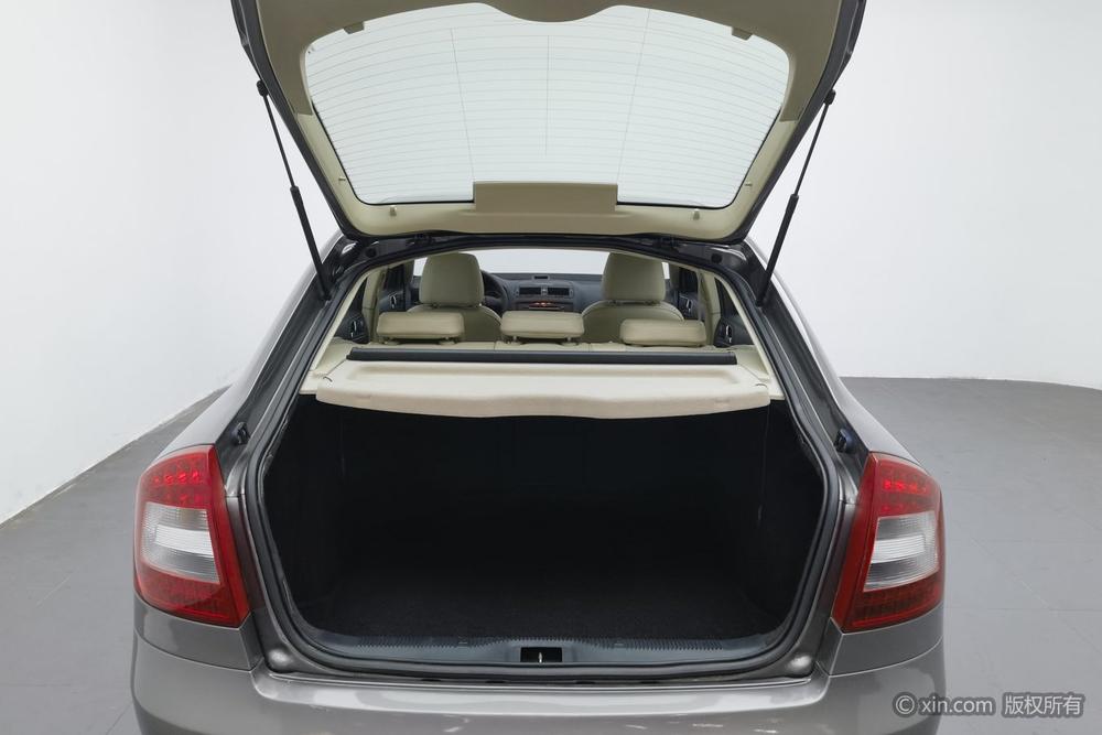 Skoda Octavia 2013 модификация 1.4TSI DSG Yi элегантный Edition – фото 23