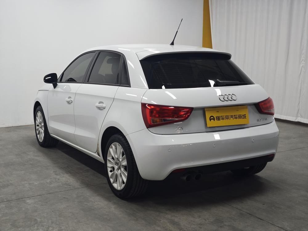 Audi A1 2013 модификация 30 TFSI Sportback Urban – фото 5