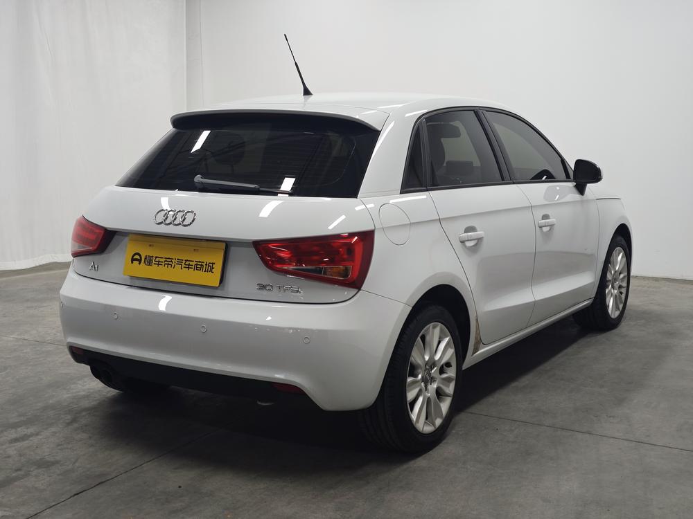 Audi A1 2013 модификация 30 TFSI Sportback Urban – фото 7