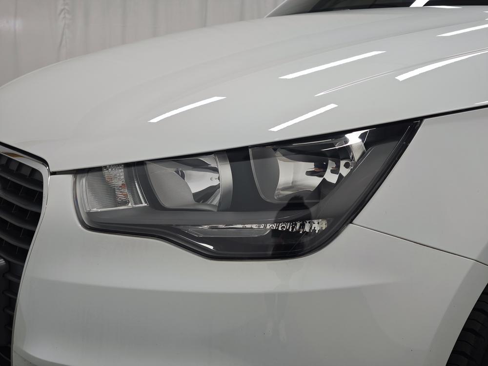 Audi A1 2013 модификация 30 TFSI Sportback Urban – фото 12