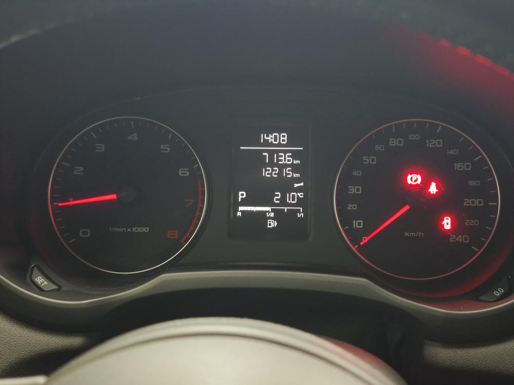 Audi A1 2013 модификация 30 TFSI Sportback Urban – фото 15